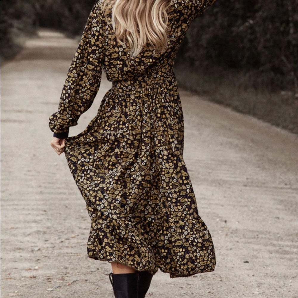 Chasing Unicorns Izabella Duster Dress Midnight Bloom